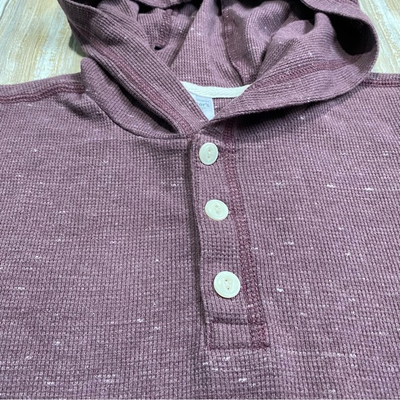 🛍️ 4/$20 Carter’s Waffled Hoodie - Picture 5 of 7